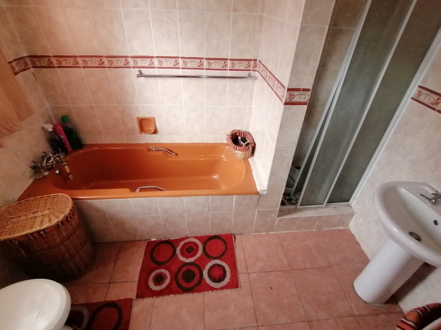 4 Bedroom Property for Sale in Vanes Estate Eastern Cape